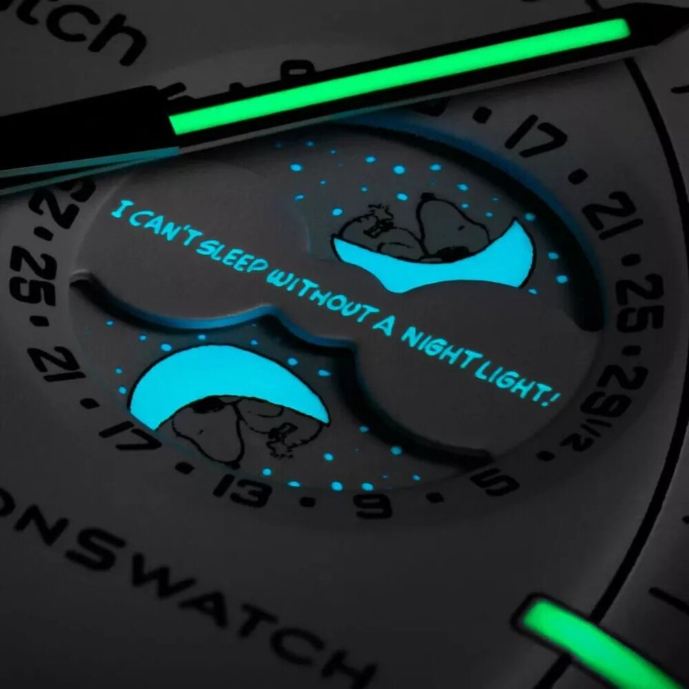 Authentic OMEGA X SWATCH MoonSwatch Mission to the Moonphase Snoopy White Unisex - Picture 9 of 12